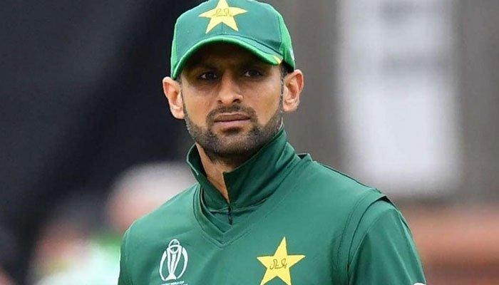 شعیب ملک نے اپنا ریسٹورینٹ کھول لیا