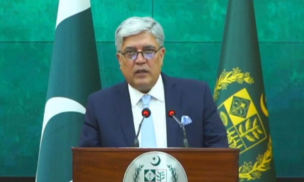 Pakistan urges world to consider risks of weapons transfers to India