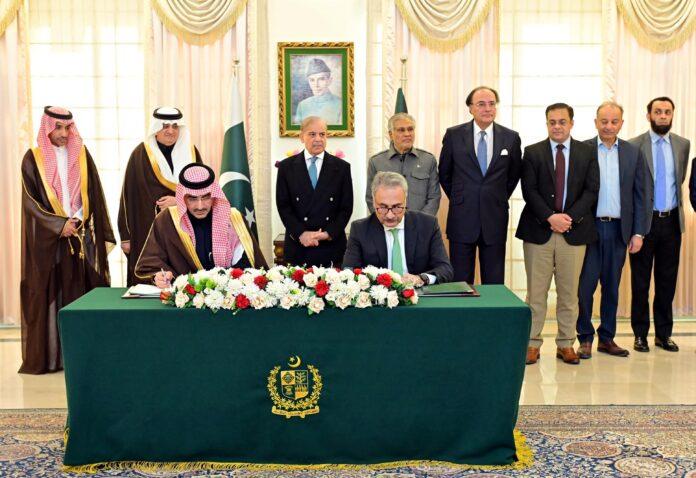 Pakistan inks pact to defer $1.2bn payment for Saudi oil