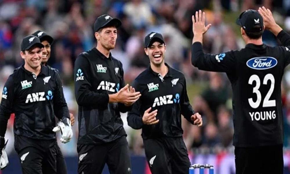 New Zealand team lands in Pakistan for tri-nation ODI series