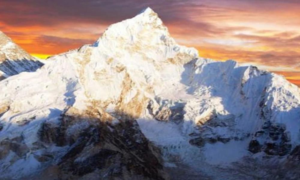 Nepal increases climbing fee on Mount Everest