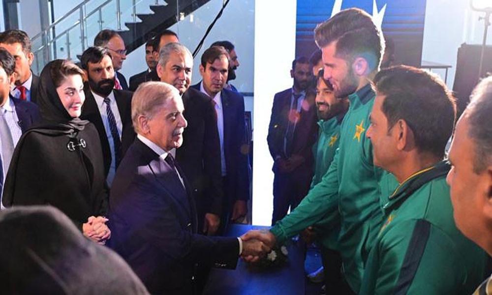 PM sets Pakistan cricket team target to defeat India in Champions Trophy