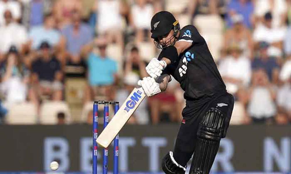 Tri-Nation series: New Zealand wins toss to bat against Pakistan