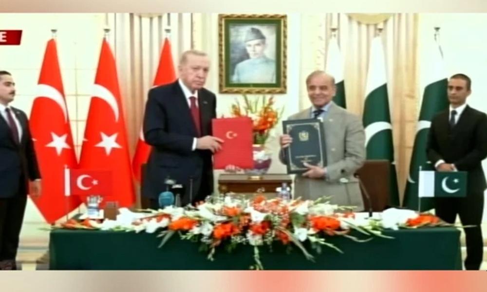 Pakistan, Turkiye sign 24 agreements, MoUs