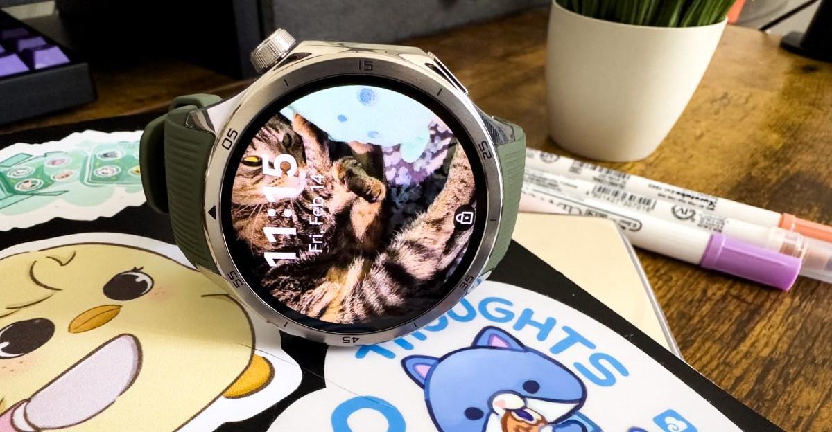 The OnePlus Watch 3 finally adds a proper rotating crown