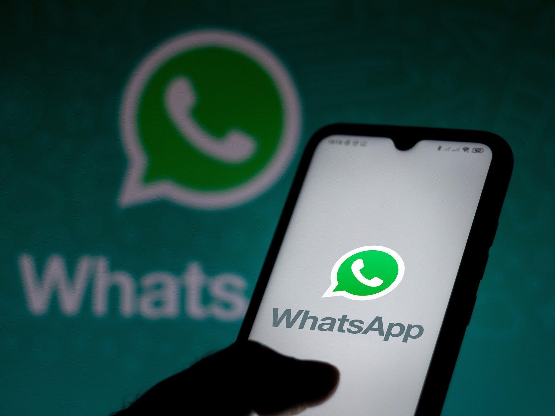 WhatsApp voice notes soon to keep playing in the background