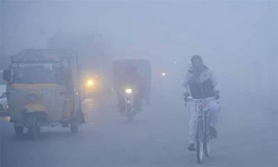 پنجاب اور خیبرپختونخوا میں دھند کے ڈیرے