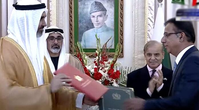 Pakistan, UAE sign five accords to boost economic cooperation