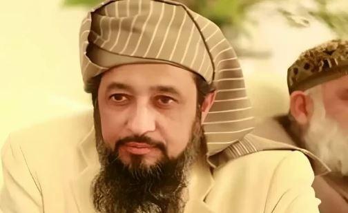 Maulana Hamid ul Haq among five martyred in suicide attack at Mosque