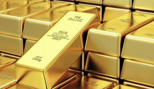 Gold prices decline by Rs2,500 per tola in Pakistan