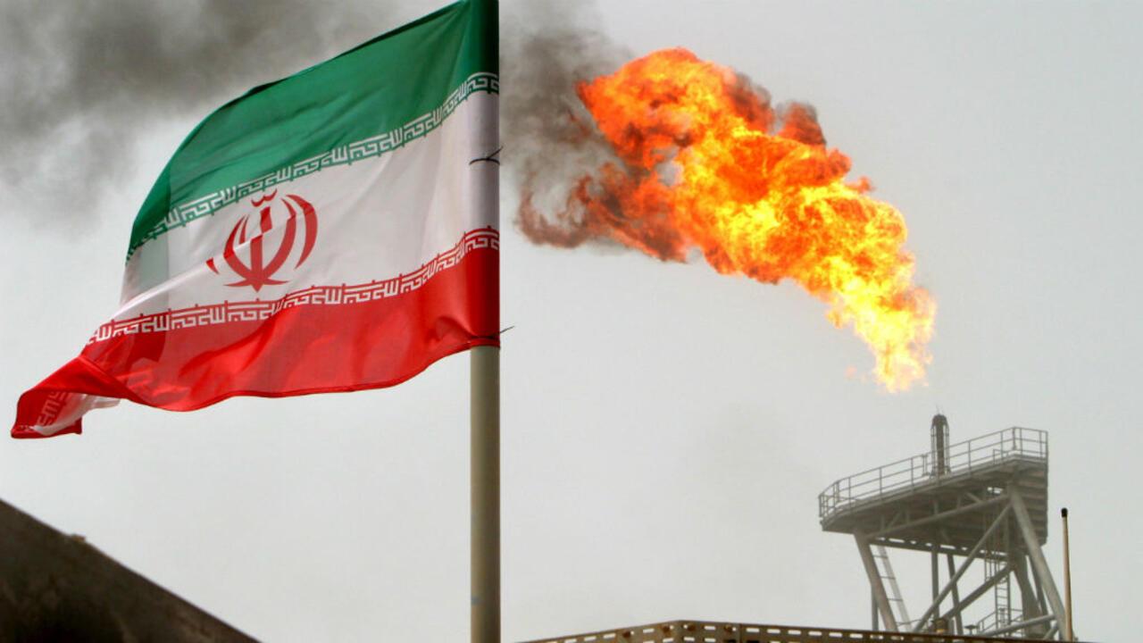 US imposes sanctions on Iranian oil minister and entities in latest pressure move