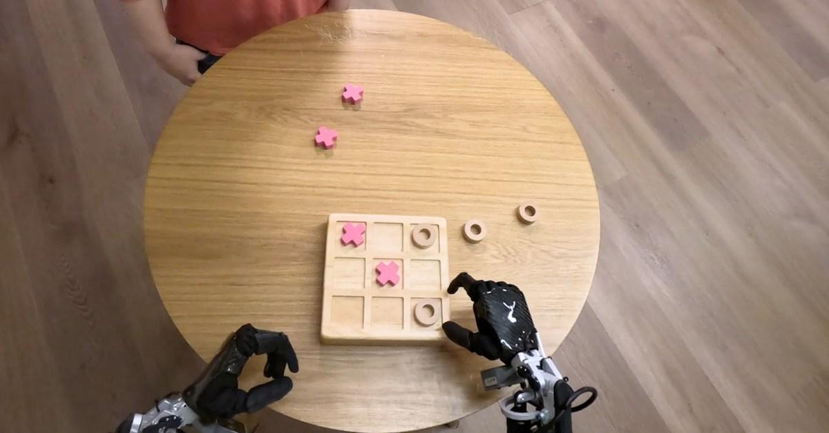 Google DeepMind’s new AI models help robots perform physical tasks, even without training