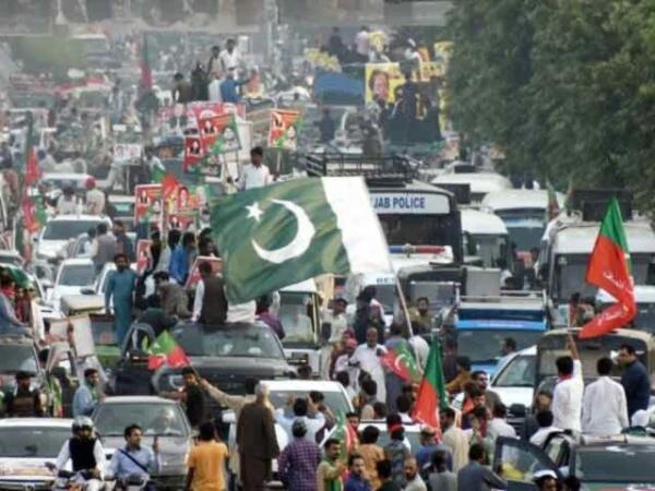 پی ٹی آئی کا  پاک فوج  اور شہدائے جعفر ایکسپریس سے اظہار یکجہتی کیلئے ریلی نکالنے کا اعلان