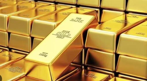 Gold prices hit record highs amid inflation concerns