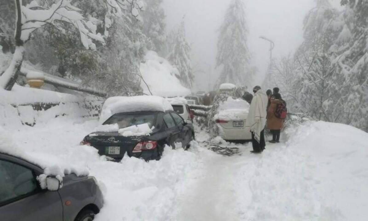 PDM predicts another spell of snowfall in Murree, northern areas