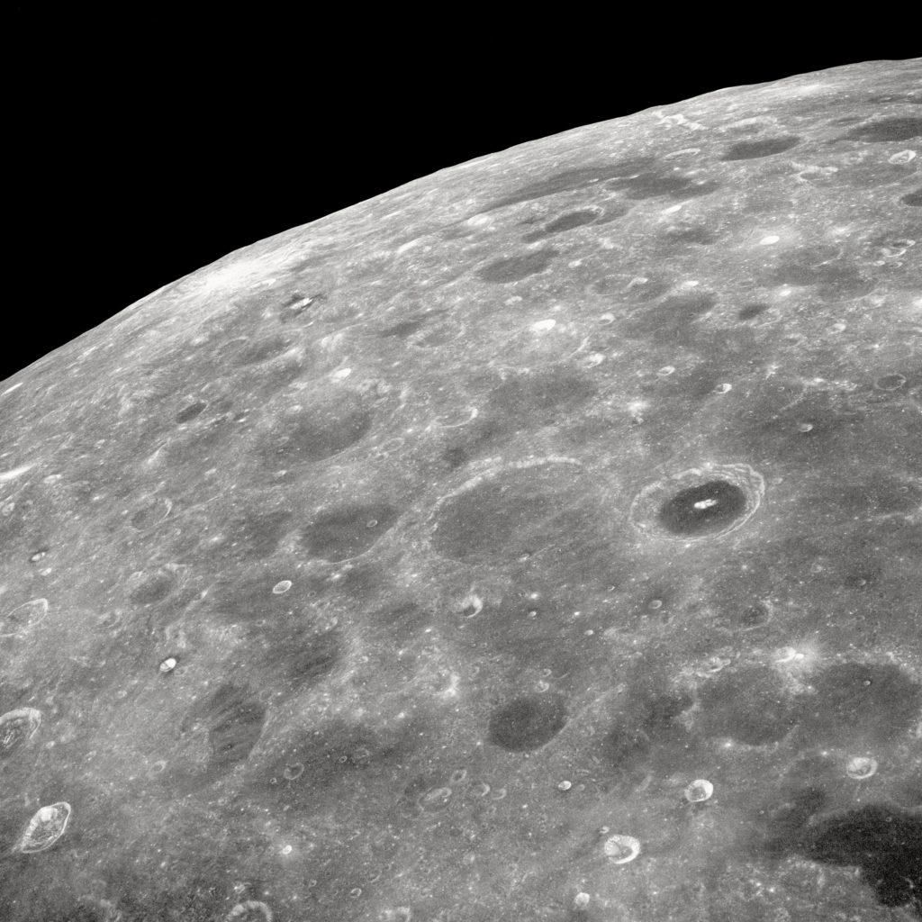 China plans to install radio telescope on moon