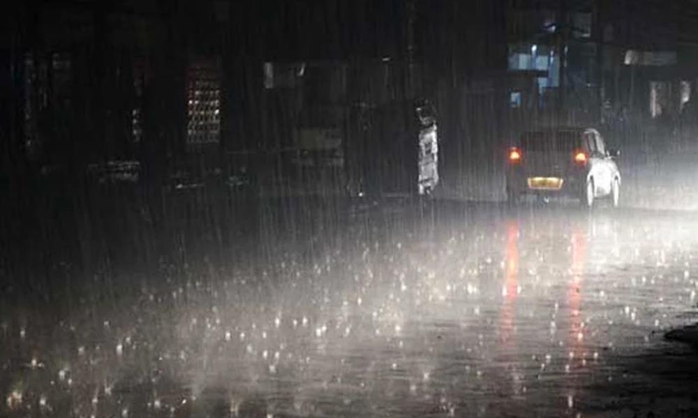 Over 500 feeders tripped after heavy rain in Lahore