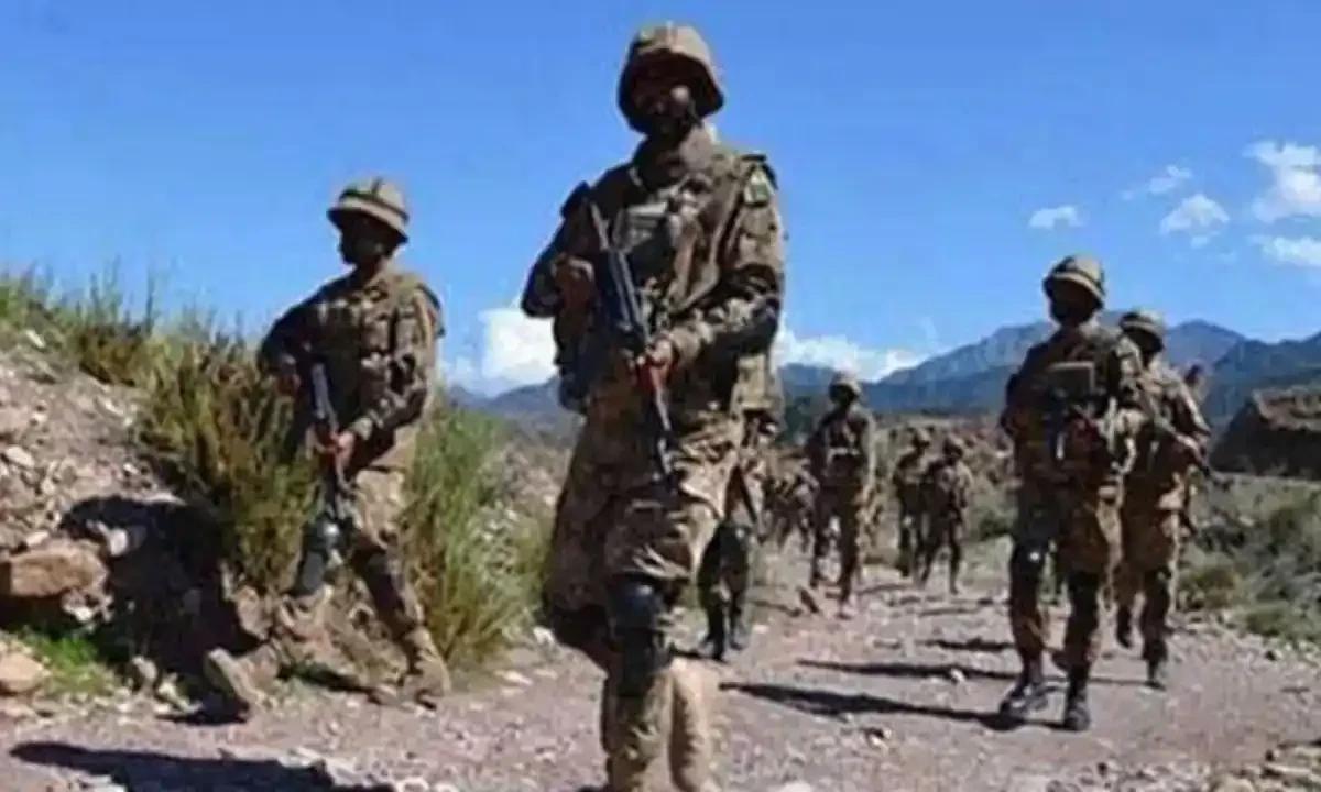 خیبرپختونخوا میں سیکیورٹی فورسز کی3 مختلف کارروائیاں، 5 دہشت گرد ہلاک، 2 گرفتار