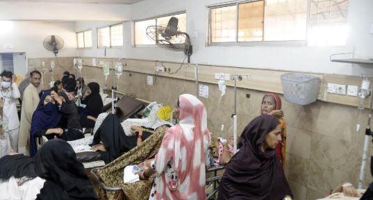 Heatwave in Karachi triggers rise in stomach illnesses