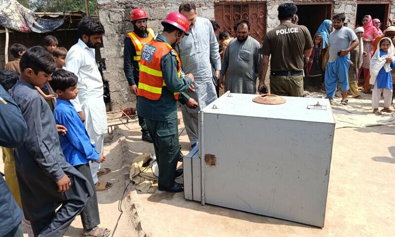 سرگودھا: گندم والے صندوق میں کھیلتے ہوئے دم گھٹنے سے 4 بہنوں سمیت 6 بچیاں جاں بحق
