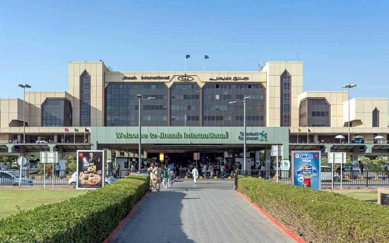 پاکستان ایئرپورٹس اتھارٹی نے لاہور اور کراچی کو فضائی حدود بحال کردی