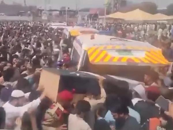بہاولپور:بھارت کے بزدلانہ حملے میں شہید 13 شہریوں کی نماز جنازادا،ہزاروں افراد کی شرکت