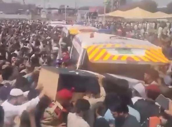 Thousands attend funeral of 13 martyred civilians in Bahawalpur