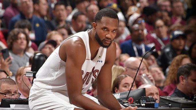 Mobley, Hunter TBD for Game 2; 'real concern'