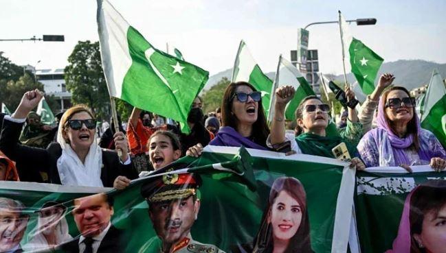 Youm-e-Tashakkur: Nation offers prayers in tribute to military’s valor