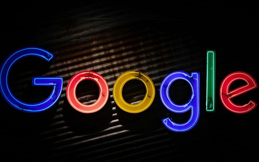 Google unveils new logo after a decade