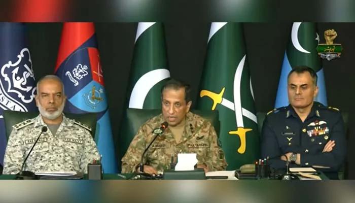 افواج پاکستان کے منفرد انداز کے چرچے سوشل میڈیا پر وائرل ،  ٹاپ ٹرینڈ بن گیا