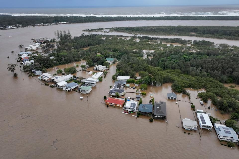 Devastating floods in Australia leave 2 dead