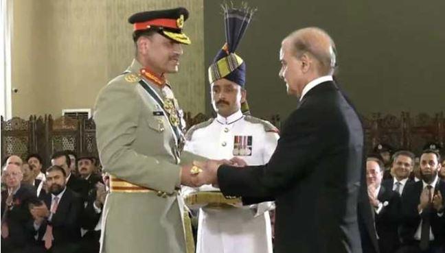 Govt confers Field Marshal rank on COAS Asim Munir