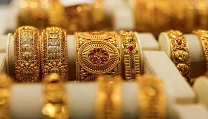 ایک روز کی کمی کے بعد سونا پھر ہزاروں روپے مہنگا ،فی تولہ کتنے کا ہو گیا؟