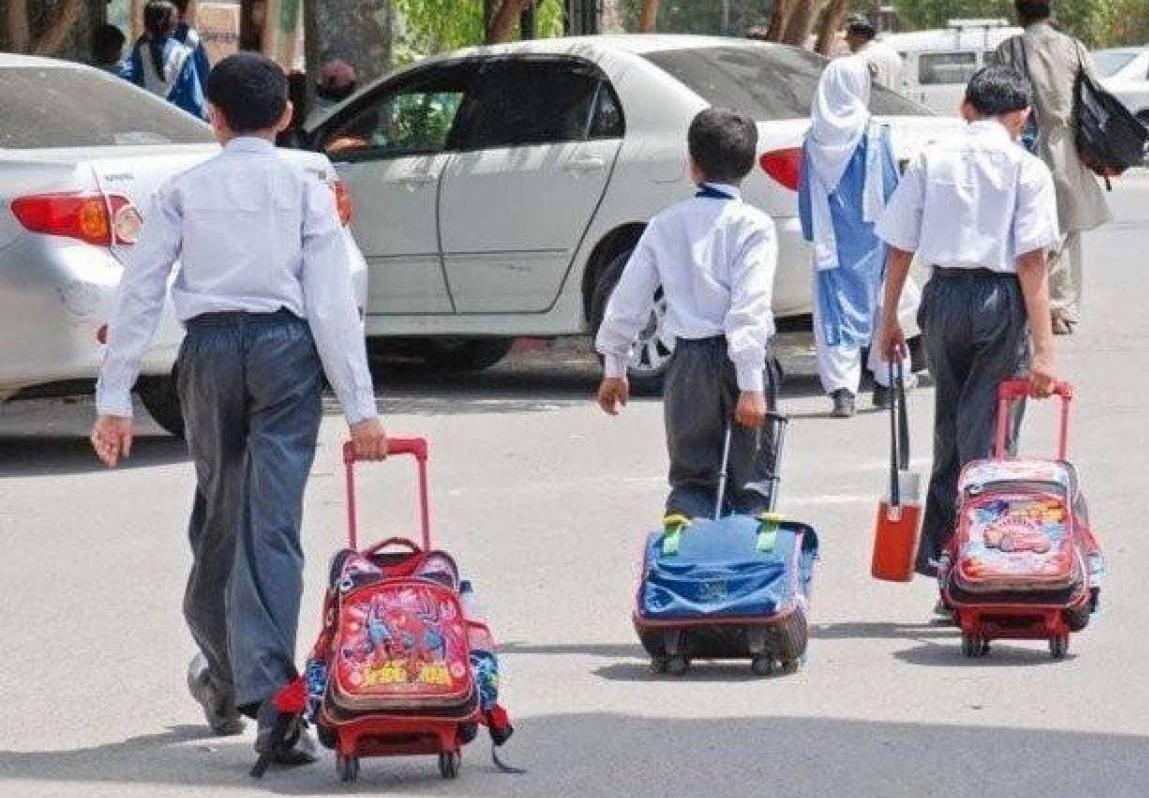 Primary classes made 'bags free' in Islamabad