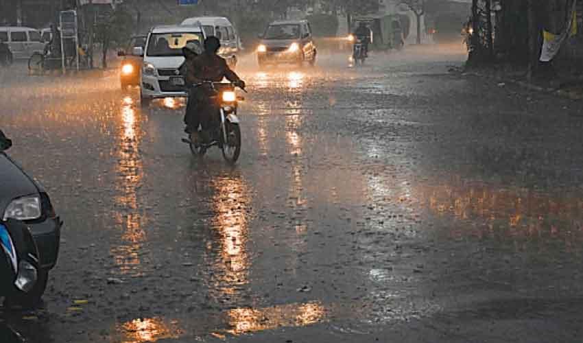 Rain, dust storms likely in Islamabad, Lahore, Peshawar