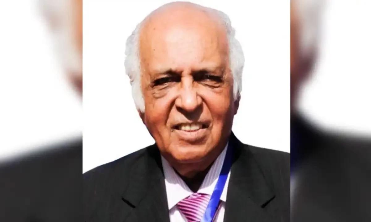 سابق وزیر خزانہ و سینئر سیاستدان کمال الدین اظفر انتقال کر گئے