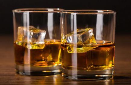 Saudi Arabia relaxes alcohol ban to attract global tourists