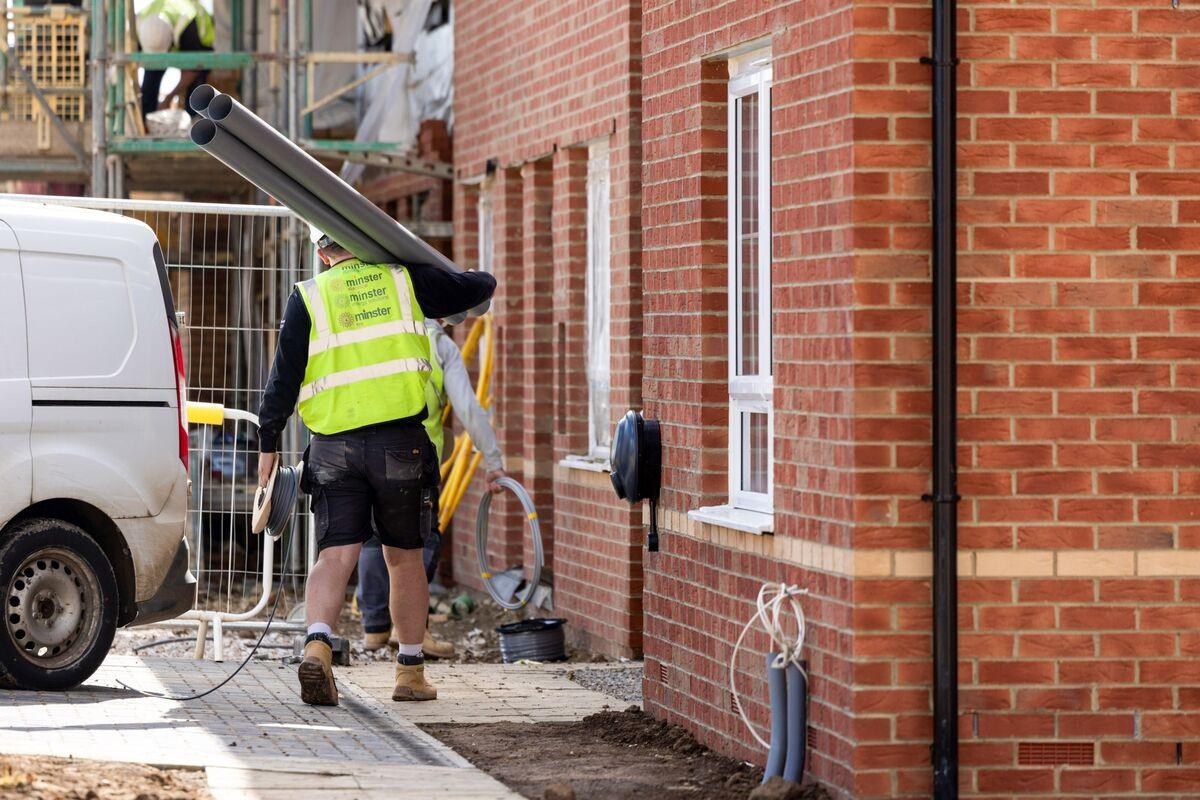 UK launches £3bn skills training plan to cut reliance on migrant labour