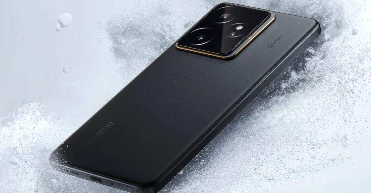 Realme’s new flagships squeeze in enormous 7,000mAh batteries