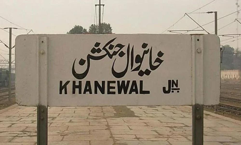 One died as passenger bridge collapses at Khanewal railway station