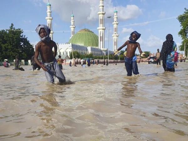 نائیجیریا: سیلاب نے تباہی مچادی