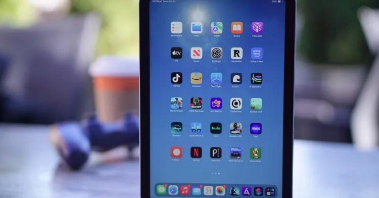 Apple’s DIY repair program now covers iPads