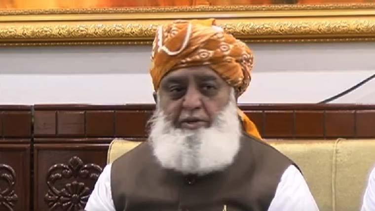  کم عمر میں شادی قانون مسترد، مولانا فضل الرحمان کاحکومت کے خلاف تحریک چلانے کا اعلان