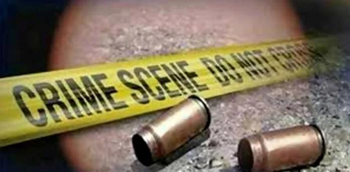کراچی، کسٹم اہلکار کی فائرنگ سے نوجوان  جاں بحق، اہلخانہ کا جناح اسپتال کے باہر احتجاج
