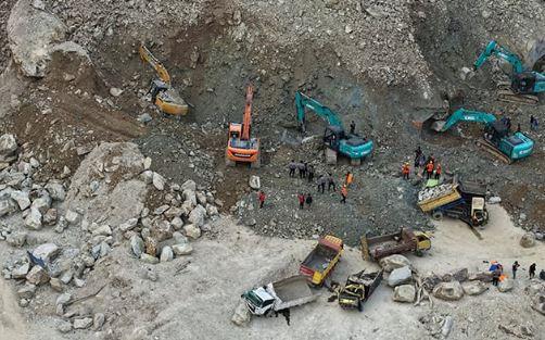 Indonesia quarry tragedy: Death toll rises to 18, seven still missing