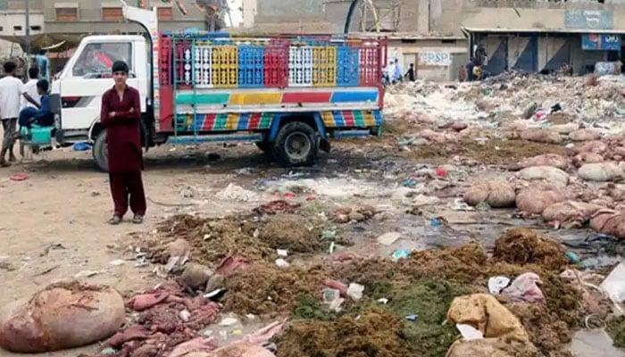 ٹرانسپورٹ  ایسوسی ایشن کا عیدالاضحیٰ کے موقع پر کراچی سے آلائشیں نہ اٹھانے کا اعلان