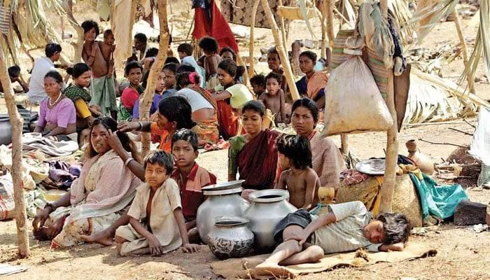 پاکستان کی 44.7 فیصد آبادی غربت کا شکار