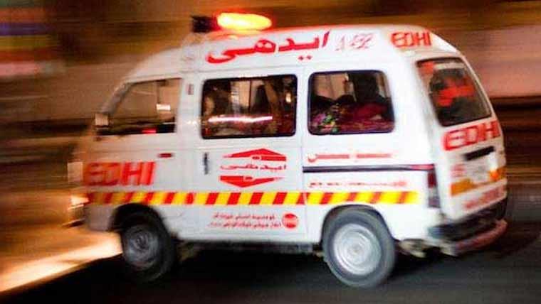 سوات :باراتیوں کو لیجانے والی کوچ گہری کھائی میں جا گری، 2 افراد جاں بحق