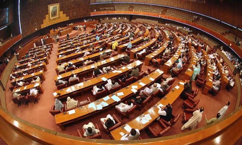 بجٹ: قومی اسمبلی کیلئے 16 ارب،اراکین کی تنخواہوں اور الاؤنسز کیلئے 5 ارب  مختص کرنے کی تجویز